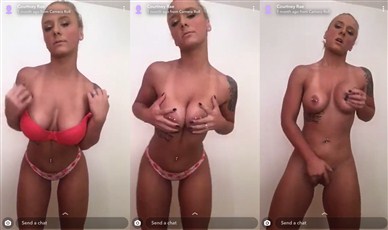 Courtney Rae Snapchat Pink Bra and Roses Panties Nude Video Leaked
