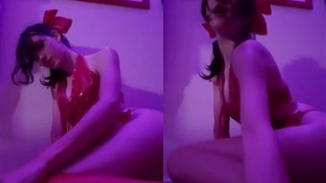 Takaidesu Leaked Red Latex Lingerie Nude Video