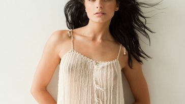 Aislinn Derbez Nude & Sexy Collection (77 Photos)