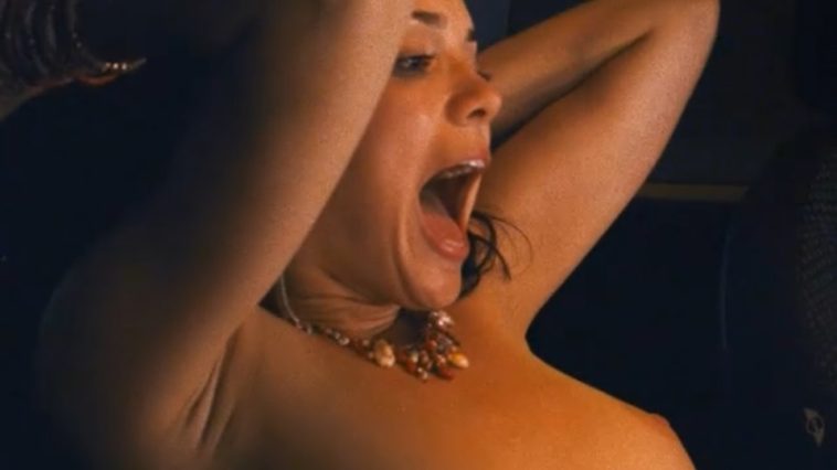 Ali Cobrin Nude Boobs In American Reunion Movie - FREE VIDEO