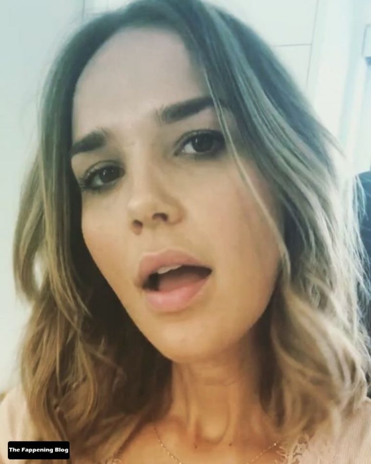 Arielle Kebbel Nude & Sexy Collection (55 Pics + Videos)