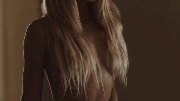 Charly Jordan Topless (6 Photos)