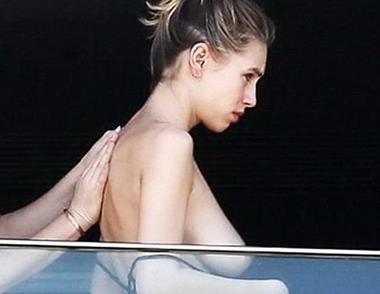 Dylan Penn Topless Paparazzi Pics - UNCENSORED