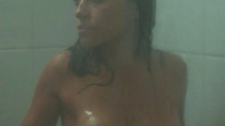 Elizabeth Cervantes Sex Under The Shower In Oscura Seduccion - FREE