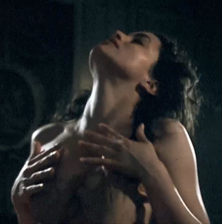 Emmanuelle Vaugier Nude Sex Scene In Hysteria Movie - FREE VIDEO