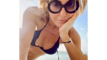 Francesca Senette Nude & Sexy Collection (7 Photos)