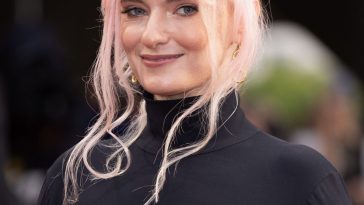 Grace Chatto Flaunts Her Big Boobs at the UK Special Screening of ‘Elvis’ in London (19 Photos)