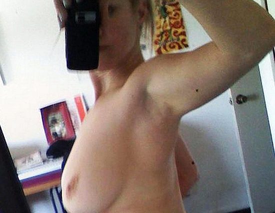 Holly Willoughby Nude LEAKED Pics & Porn Video