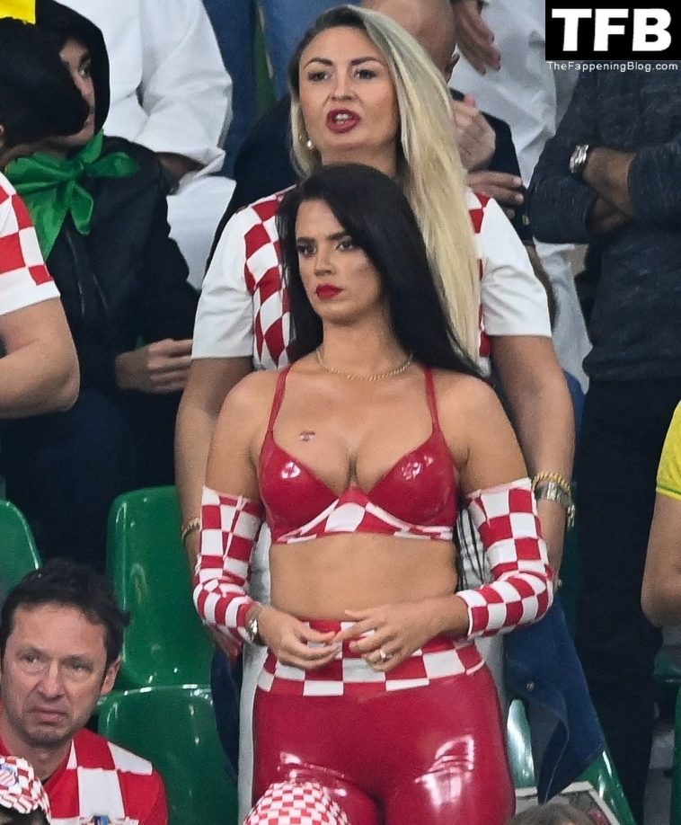 Ivana Knöll Looks Sexy at the Quarter-Final Soccer Match Between Brazil and Croatia (8 Photos)