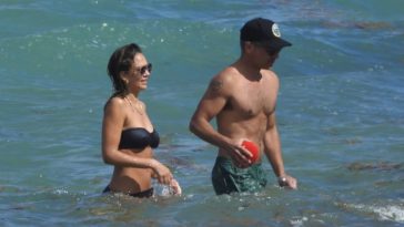 Jessica Alba Soaks Up the Sun in Miami with Her Husband Cash Warren (85 Photos)