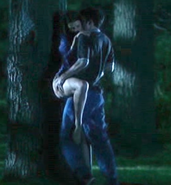 Jessica Pare Sex Against A Tree In Lost And Delirious - FREE