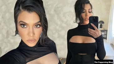 Kourtney Kardashian Shows Off Her Sexy Tits & Legs (9 Photos)