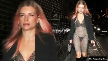 Lottie Moss Shows Everyone What She’s Working With as She Attends Betsy-Blue English’s Party (23 Photos)