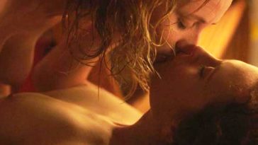 Shannon Collis & Emily Goss Nude Lesbian Scene in 'Snapshots'