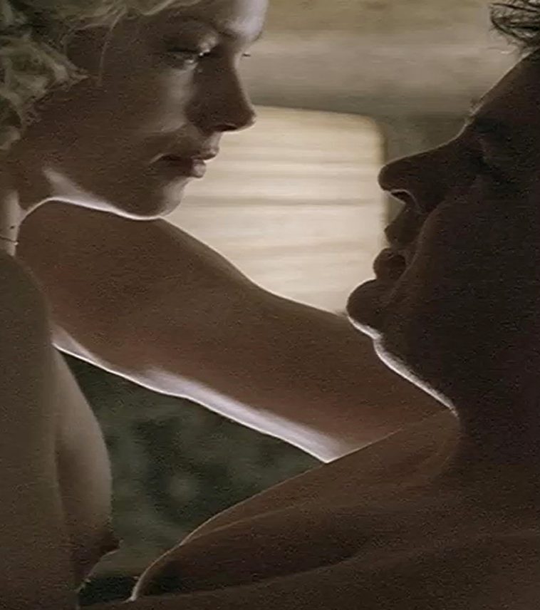 Sylvia Hoeks Nude Sex Scene In De Bende Van Oss Movie - FREE VIDEO