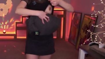 Alinity Boob Flash