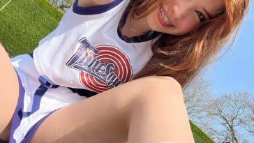 Belle Delphine Lola Bunny Cosplay Onlyfans Set Leaked