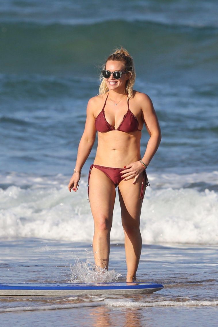 Hilary Duff Bikini Beach Candid Set Leaked