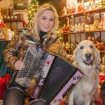 Melissa Naschenweng Sexy (9 Photos)