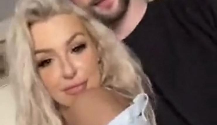 Tana Mongeau Tiktok Nip slip