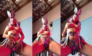 Darshelle Stevens Bunny Cosplay Nude Video Leaked - Famous Internet Girls