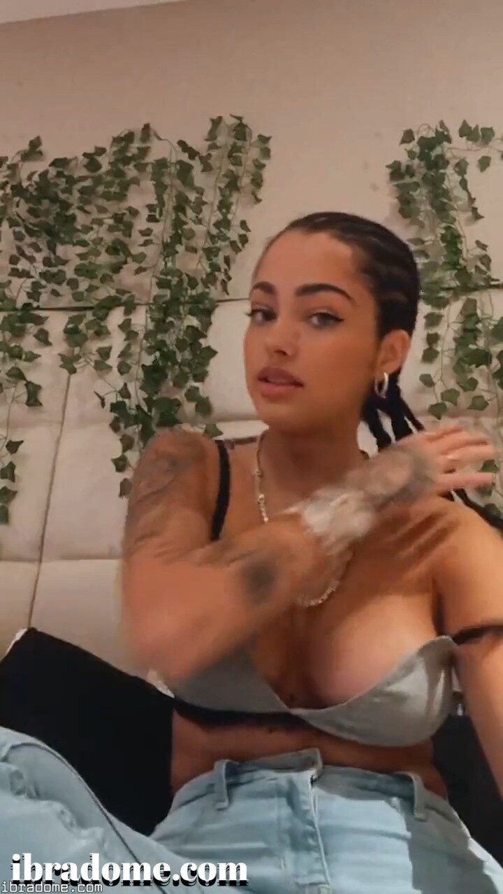 Malu Trevejo Nipslip