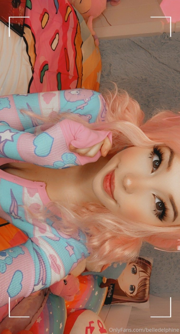 Belle Delphine Tame Agent PJ7 Set