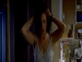 Anne Hathaway - One Day Sex Scene