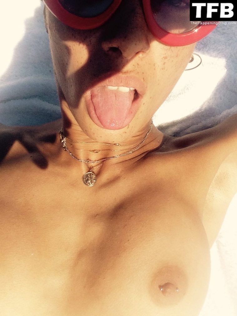 Adwoa Aboah Nude & Sexy Leaked The Fappening (34 Photos)
