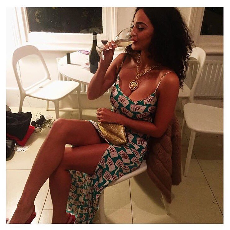 Anna Shaffer Sexy (5 Photos)