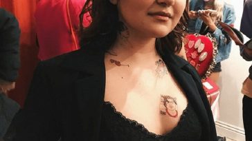 Ariela Barer Sexy (43 Photos)