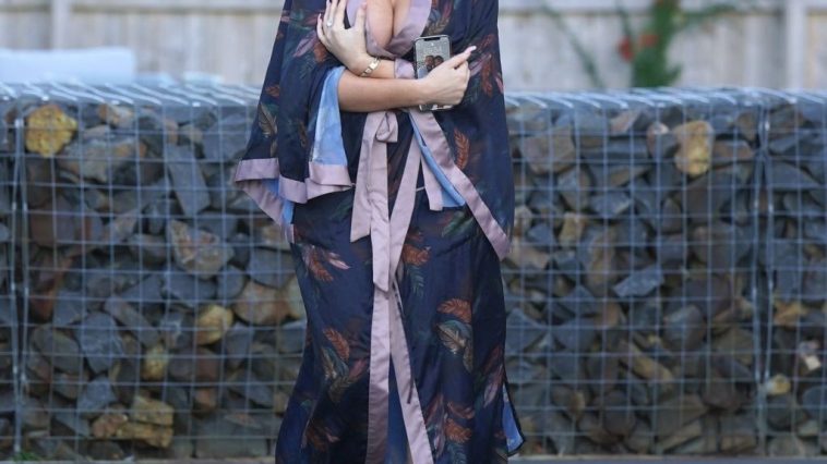 Busty Chloe Ferry Steps Out in Dressing Gown to Take Delivery of Christmas Trees (44 Photos)