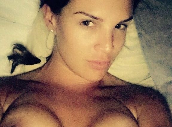 Danielle Lloyd Leaked (26 Photos + Videos)