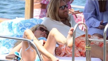 Elsa Hosk & Tom Daly are Spotted Lapping Up the Italian Sunshine on Holiday Out in Capri (21 Photos)