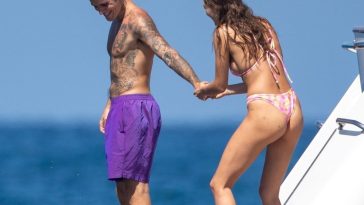 Hailey & Justin Bieber Enjoy Their Romantic Getaway in Cabo San Lucas (34 Photos)