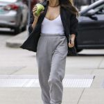 Braless Jenna Dewan Steps Out For a Green Juice in Vancouver (12 Photos)