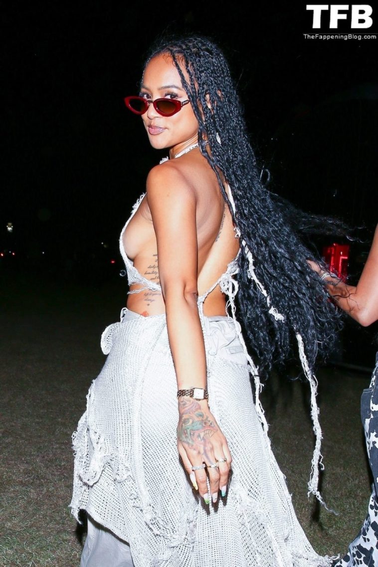 Karrueche Tran Flashes Her Nude Tits as She Exits Day One of Coachella (25 Photos)