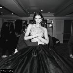 Kendall Jenner Sexy & Topless (16 Photos)