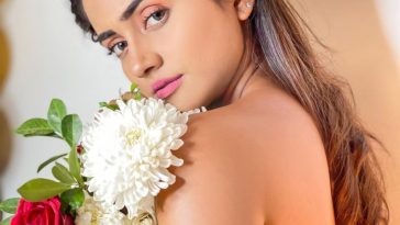 Nisha Guragain Topless & Sexy Collection (155 Photos)