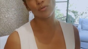 Jennifer Lopez Hot (9 Photos)