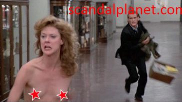 Jo Beth Williams Nude Boobs In Kramer Vs Kramer Movie - FREE VIDEO