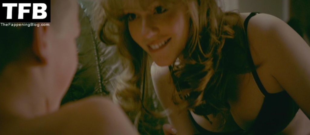 Charlotte Spencer Sexy - Wild Bill (6 Pics + Video)