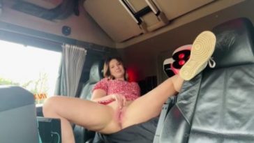 Erin Moore - Solo In Fuck Truck