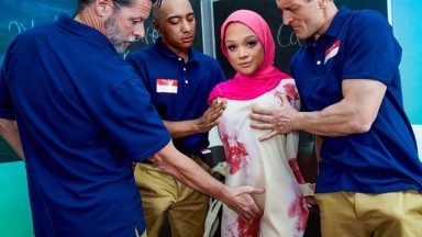 Kiki Cali - This Goes Against Everything I Know… HR Hijabi Girl Finally Lets Loose - HijabHookup