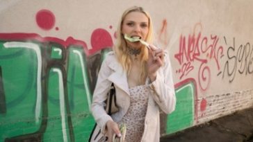 Lexi Star - Stop Thief! Show Me Your Tits - PublicAgent