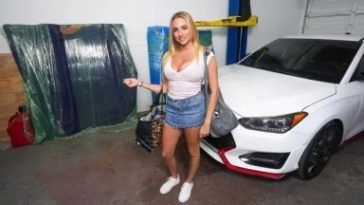 Alexis Rae - Solves Her Car Problem With Her Big Tits And Eager Holes
